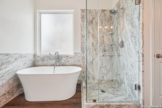 Image 25 of 55 For 11308 Silver Rose