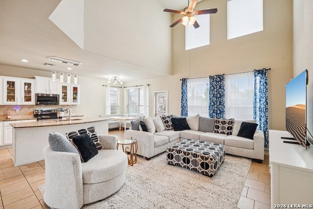 Image 6 of 55 For 11308 Silver Rose