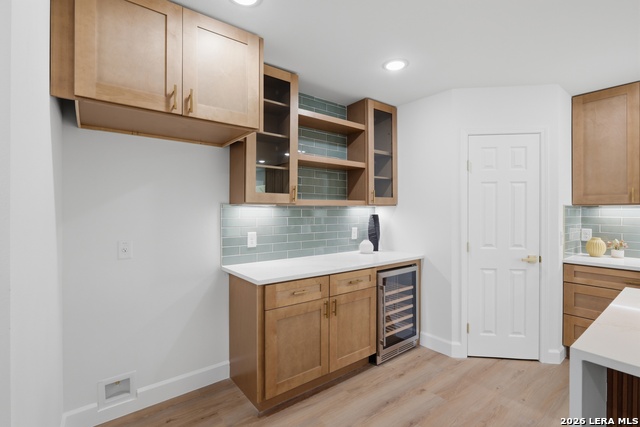 Image 7 of 37 For 106 Irvington Dr