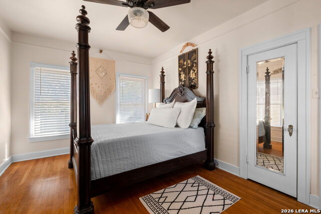 Image 28 of 44 For 243 Lullwood Ave E