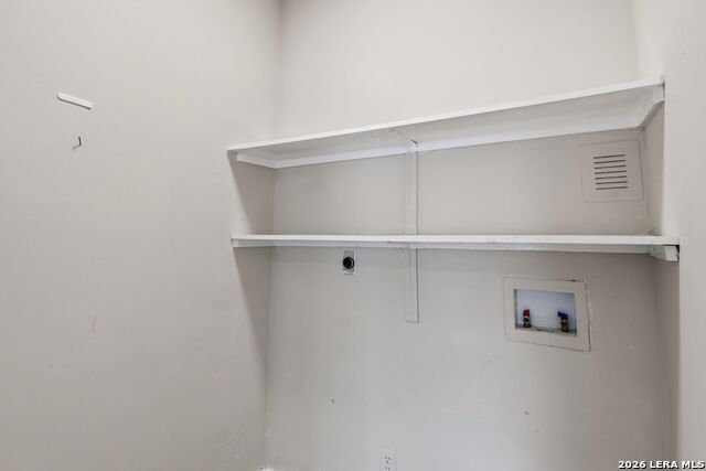 Image 28 of 40 For 317 Wickes  