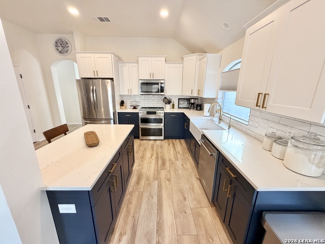 Image 13 of 29 For 8454 Ulysses