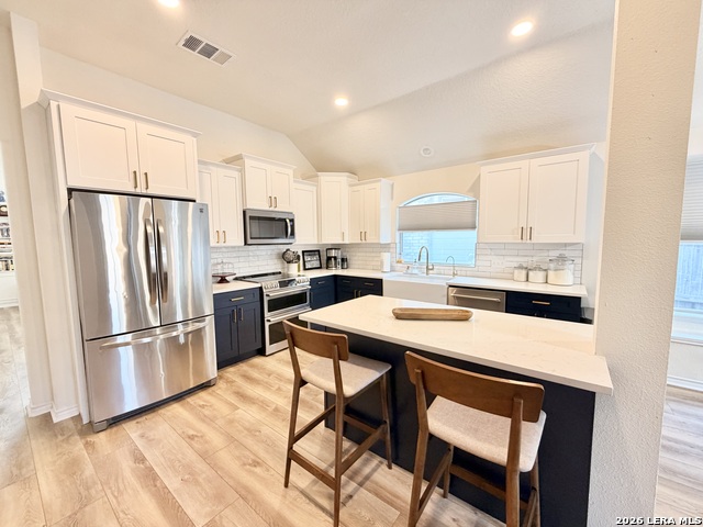 Image 16 of 29 For 8454 Ulysses