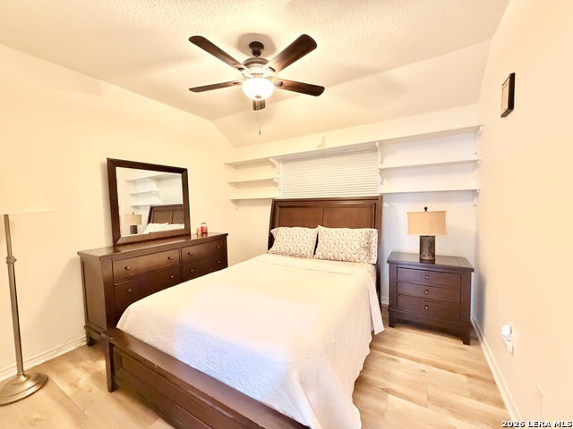 Image 26 of 29 For 8454 Ulysses