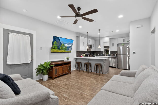 Image 41 of 50 For 10770 Mesquite Flt