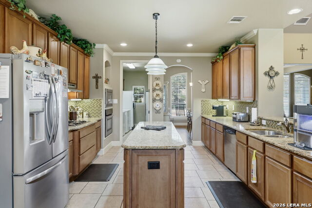 Image 10 of 38 For 1107 Saddle Horse