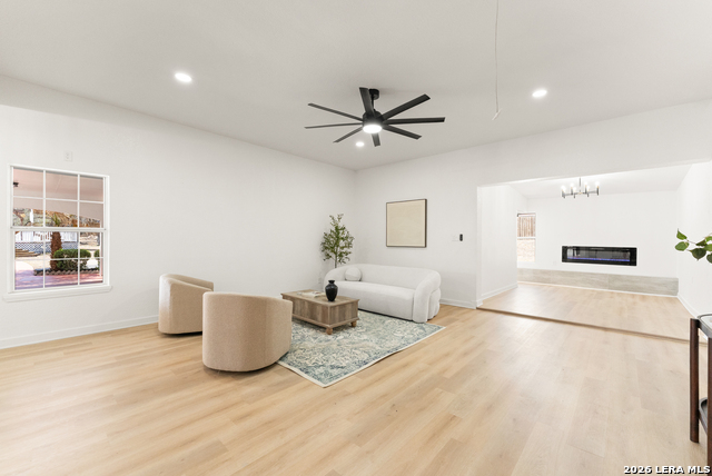 Image 11 of 30 For 670 Quail Run