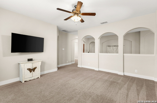 Listing photo id 16 for 1047 Buffalo Grove