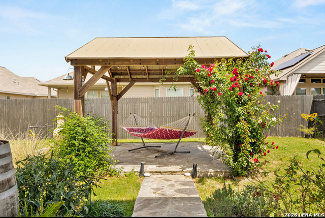 Listing photo id 25 for 1047 Buffalo Grove