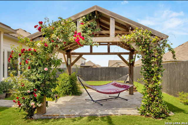 Listing photo id 27 for 1047 Buffalo Grove