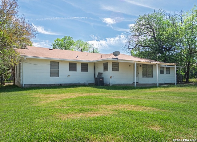 Image 19 of 46 For 243 Maplewood Ln