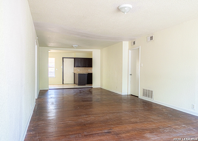 Image 25 of 46 For 243 Maplewood Ln