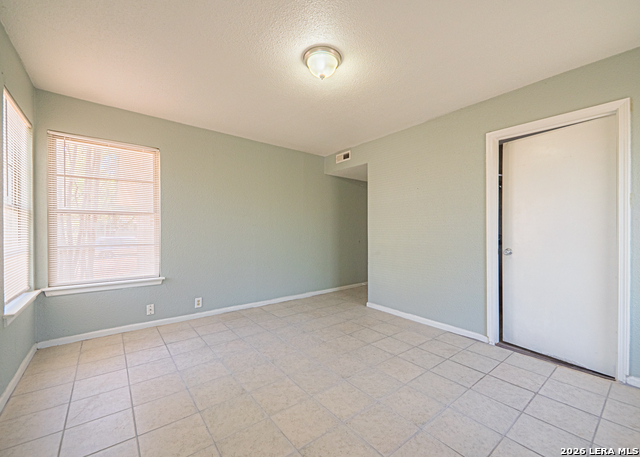 Image 30 of 46 For 243 Maplewood Ln