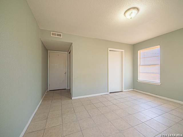 Image 31 of 46 For 243 Maplewood Ln