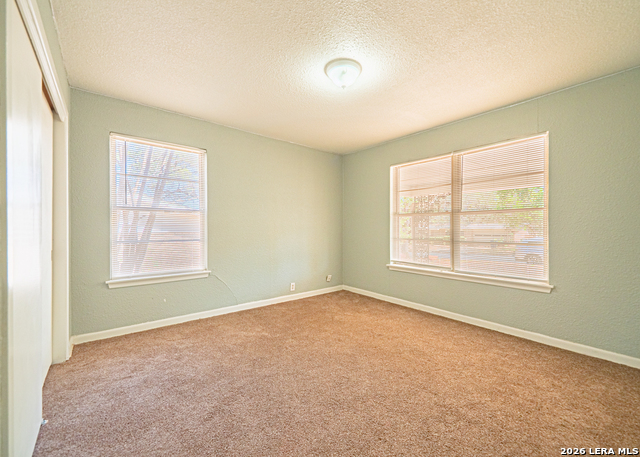 Image 32 of 46 For 243 Maplewood Ln