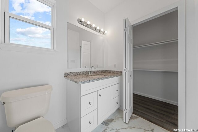 Image 19 of 32 For 323 Gabriel  101