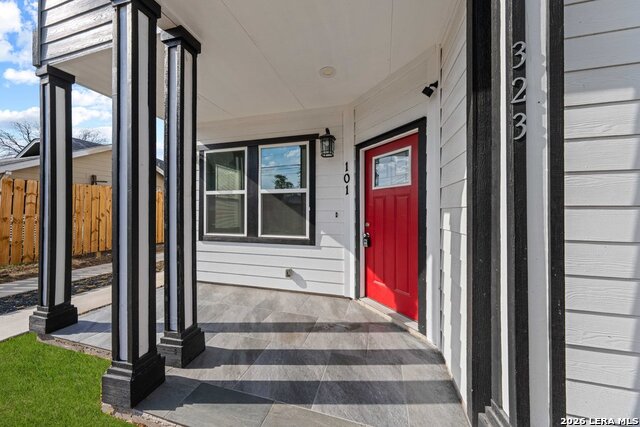 Image 32 of 32 For 323 Gabriel  101