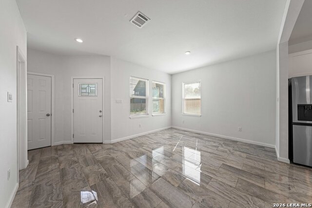 Image 5 of 32 For 323 Gabriel  101