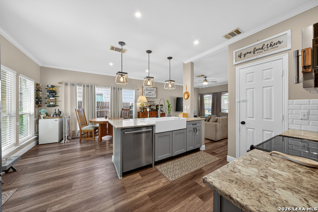 Image 16 of 37 For 4003 Arbor  