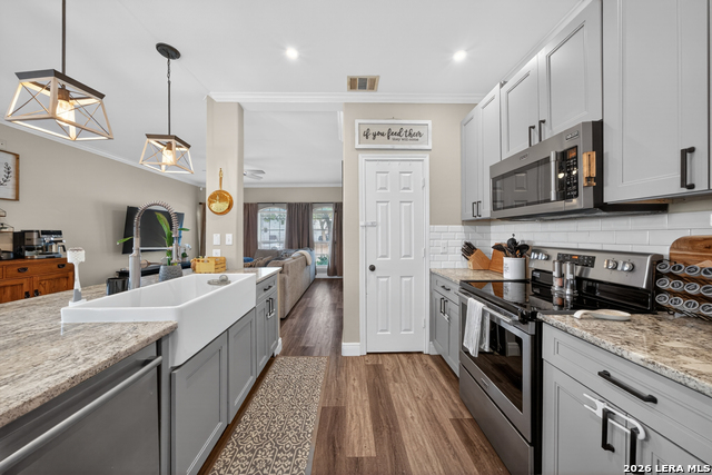 Image 17 of 37 For 4003 Arbor  