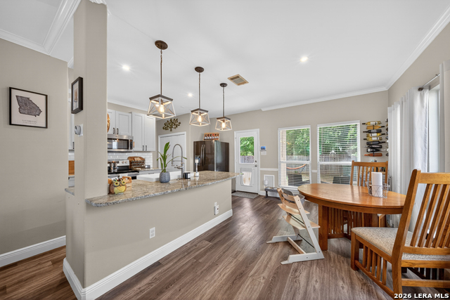 Image 20 of 37 For 4003 Arbor  