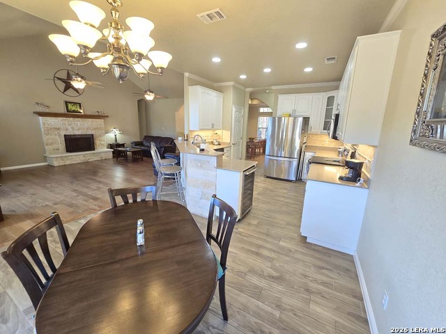 Image 14 of 46 For 184 Stockman