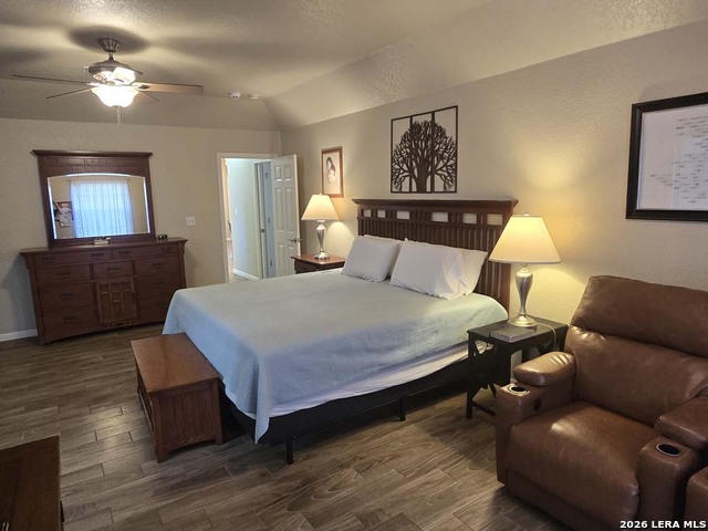 Image 22 of 46 For 184 Stockman