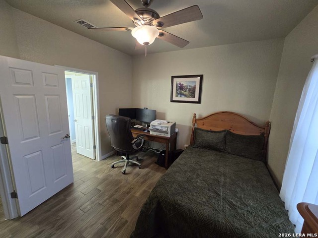 Image 29 of 46 For 184 Stockman