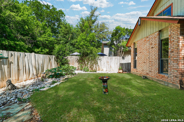 Image 28 of 29 For 13735 Cedar Cyn