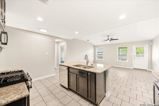 Image 13 of 55 For 2622 Willow Pond