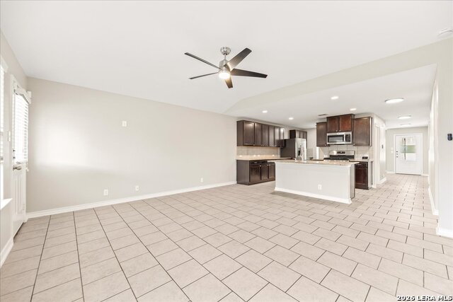 Image 19 of 55 For 2622 Willow Pond