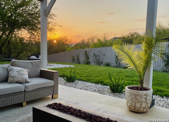 Image 21 of 22 For 8719 Sonoma  