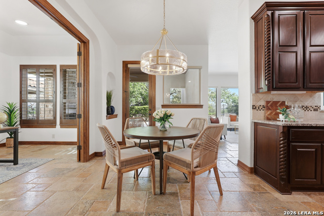 Image 14 of 55 For 1219 Via Se Villa