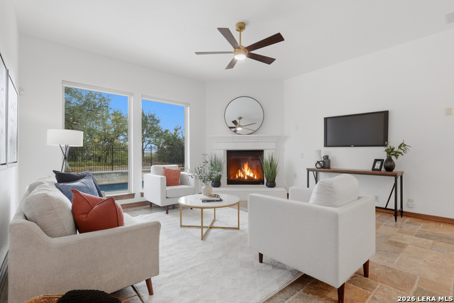 Image 18 of 55 For 1219 Via Se Villa