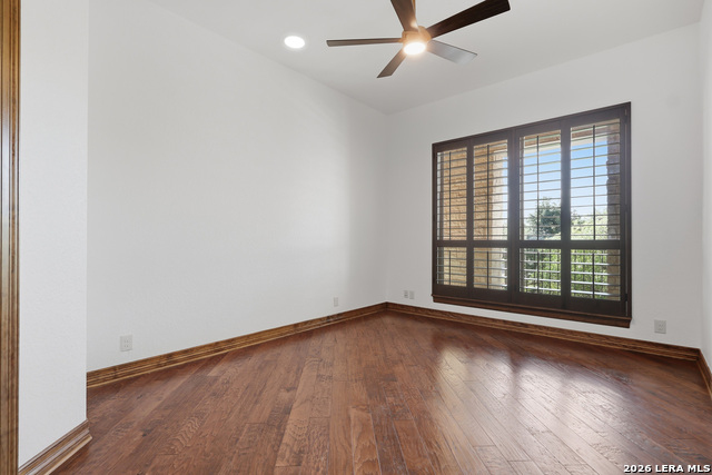 Image 25 of 55 For 1219 Via Se Villa