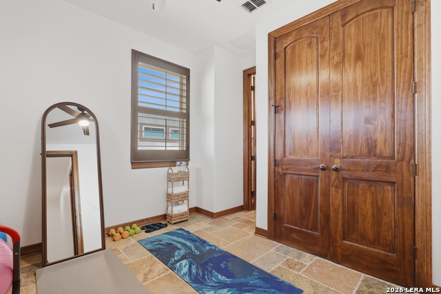 Image 28 of 55 For 1219 Via Se Villa