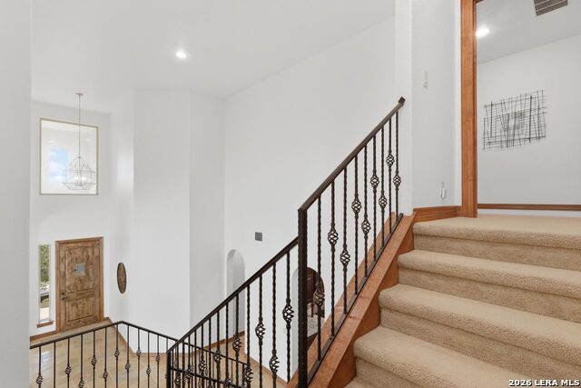 Image 30 of 55 For 1219 Via Se Villa