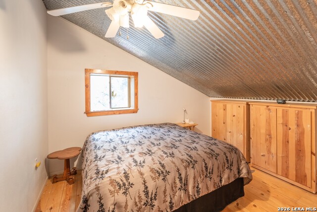 Image 38 of 45 For 3655 North Seco Road