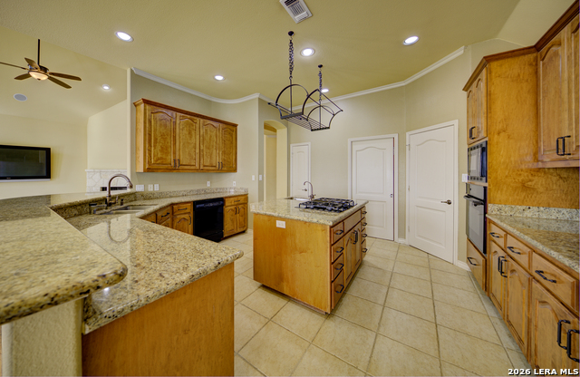 Image 13 of 50 For 435 Paradise Pt