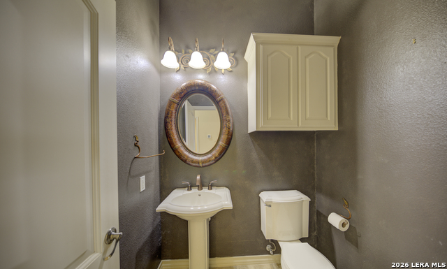 Image 28 of 50 For 435 Paradise Pt