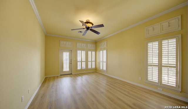 Image 31 of 50 For 435 Paradise Pt