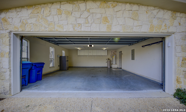 Image 37 of 50 For 435 Paradise Pt