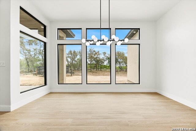 Image 21 of 42 For 577 Private Road 3702