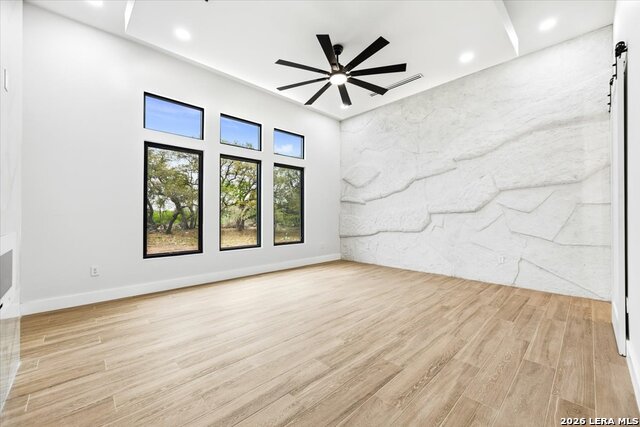 Image 23 of 42 For 577 Private Road 3702