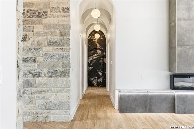 Image 30 of 42 For 577 Private Road 3702