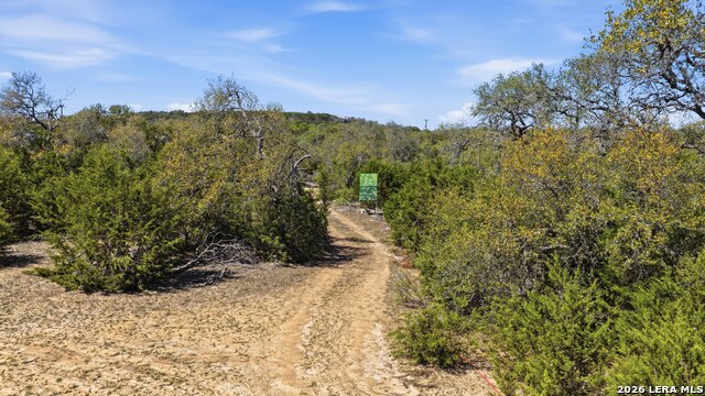 Listing photo id 10 for 11387 Fm 32  