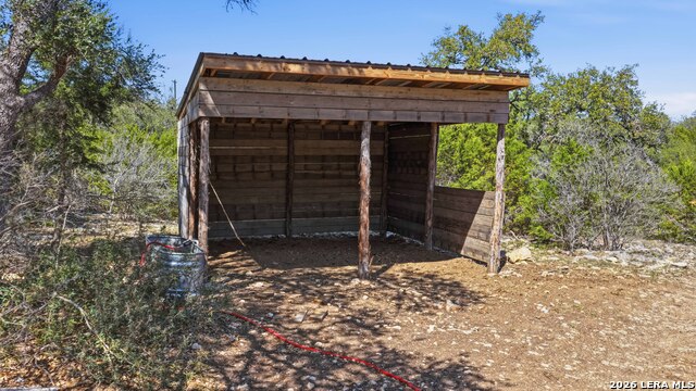 Listing photo id 22 for 11387 Fm 32  