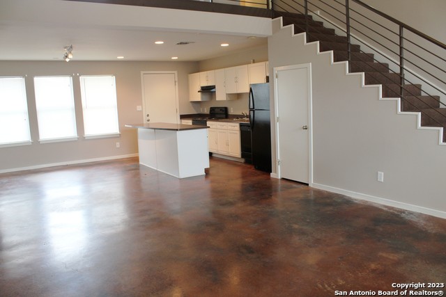 Image 18 of 21 For 116 Nova Mae Dr  3