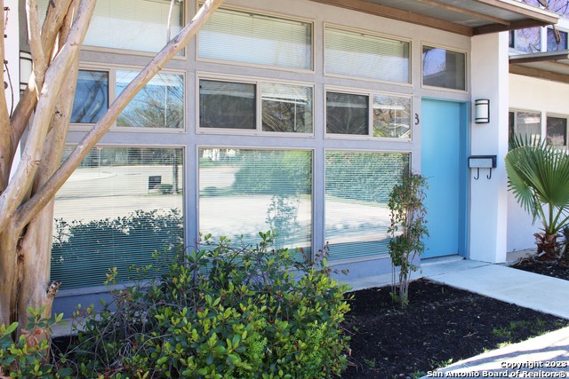 Image 2 of 21 For 116 Nova Mae Dr  3