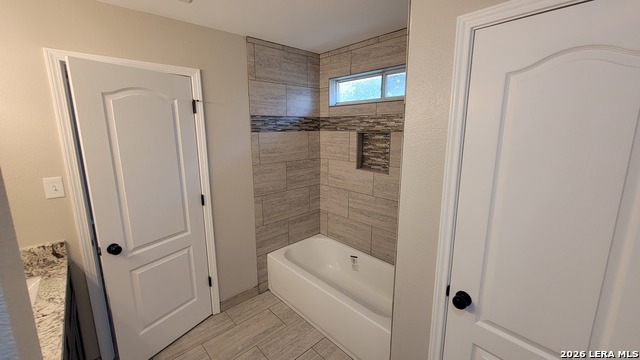 Image 24 of 27 For 8019 Wever Xing